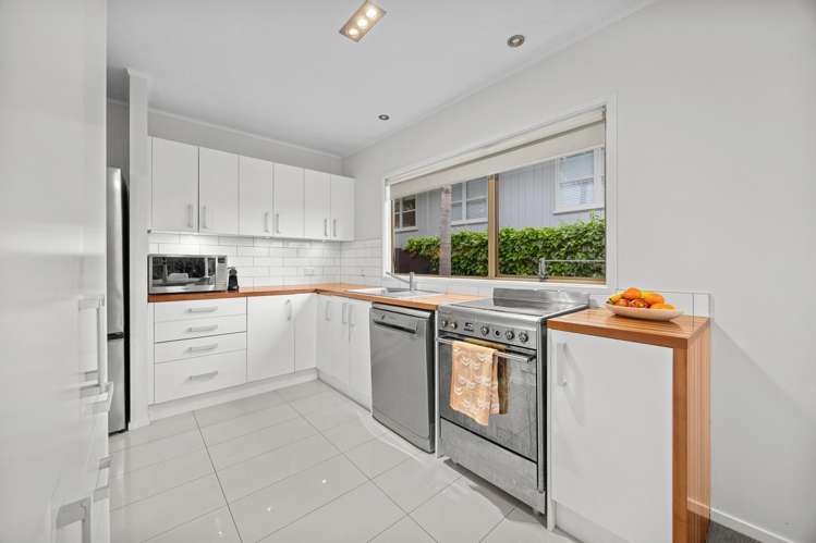 30a Hawkins Street Meadowbank_11