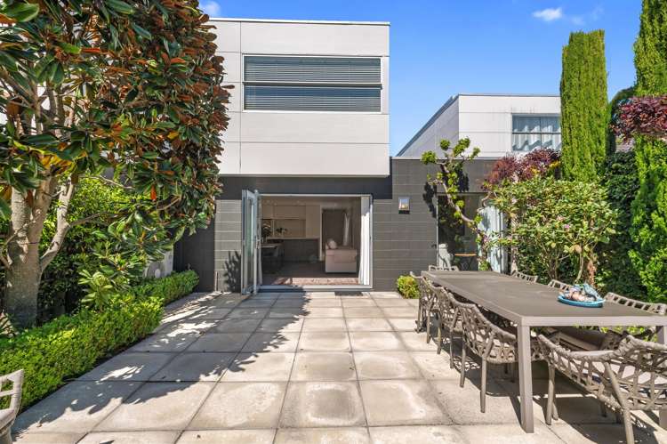 55 Clare Rd St Albans_17