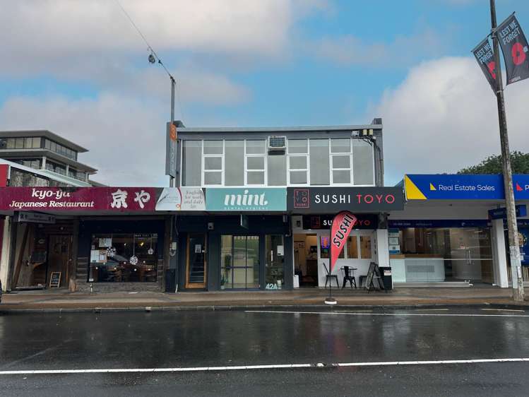 Level 1/424 Lake Road_0