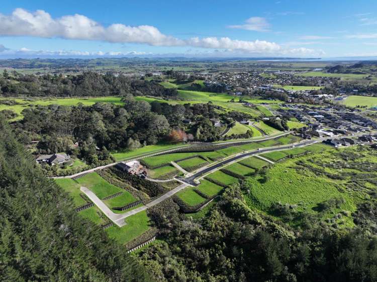 2-17,19-26 46 Urumaraki Avenue Helensville_7