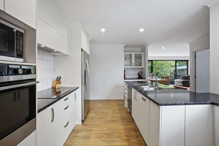 59 Marendellas Drive Bucklands Beach_13