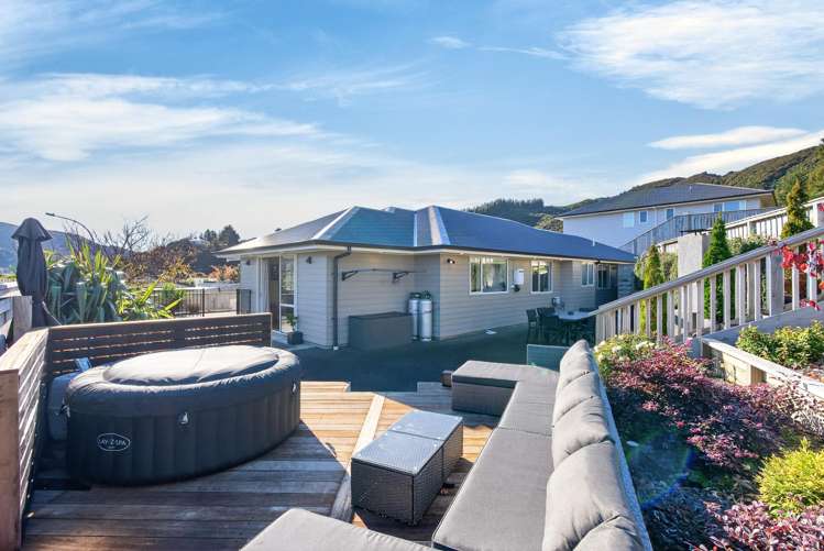 46 Ruthven Road Wainuiomata_24