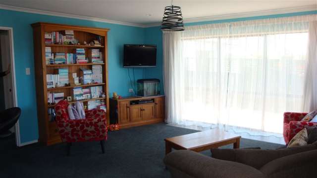 2/17 Clyde Street Seaview_2