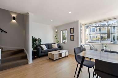 2/15 Roxburgh Street_4