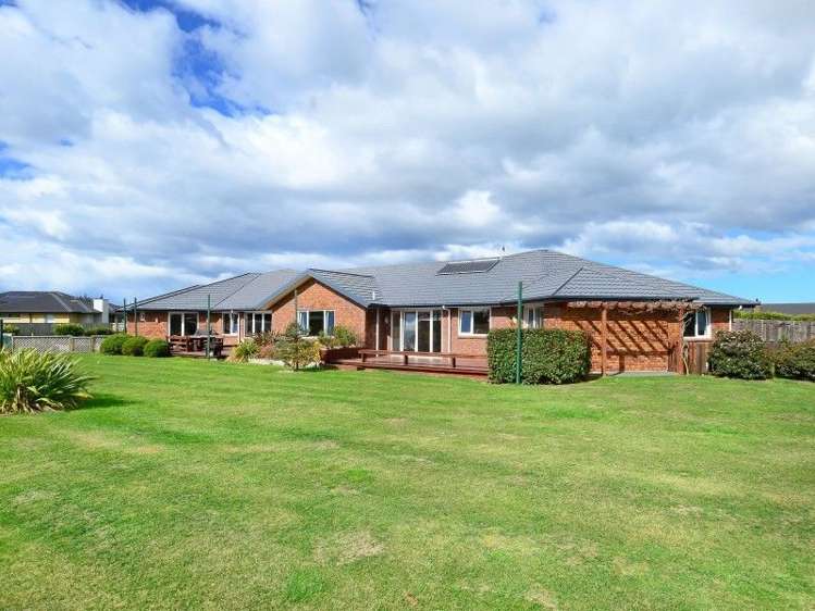 6 Mchugh Crescent Darfield_0