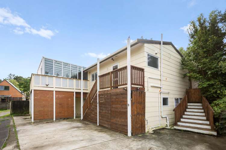 2/6 Makora Road Massey_21