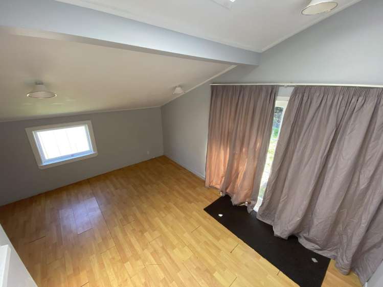 27 Royal Arch Place 10940_5