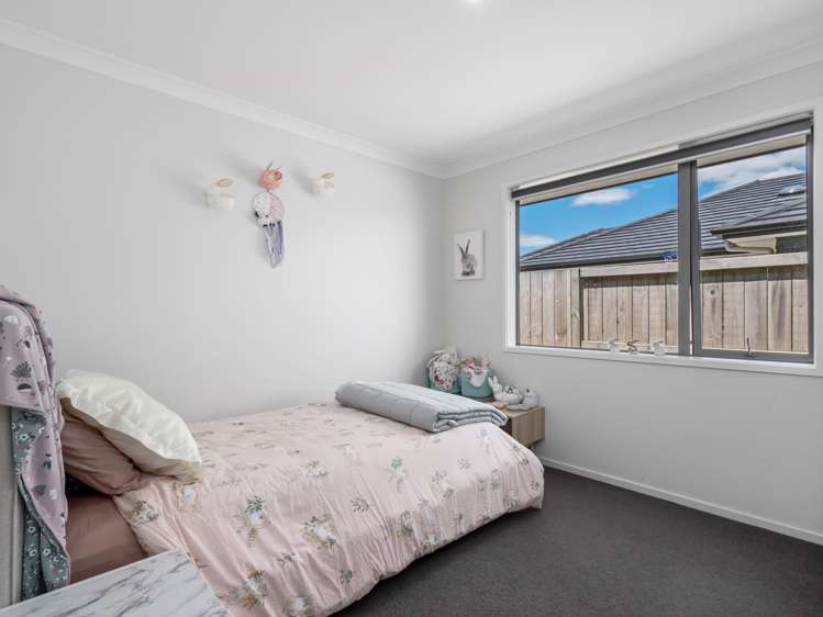 5 Livingstone Drive Papamoa_13