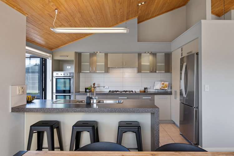 62 Regent Drive Paraparaumu Beach_4