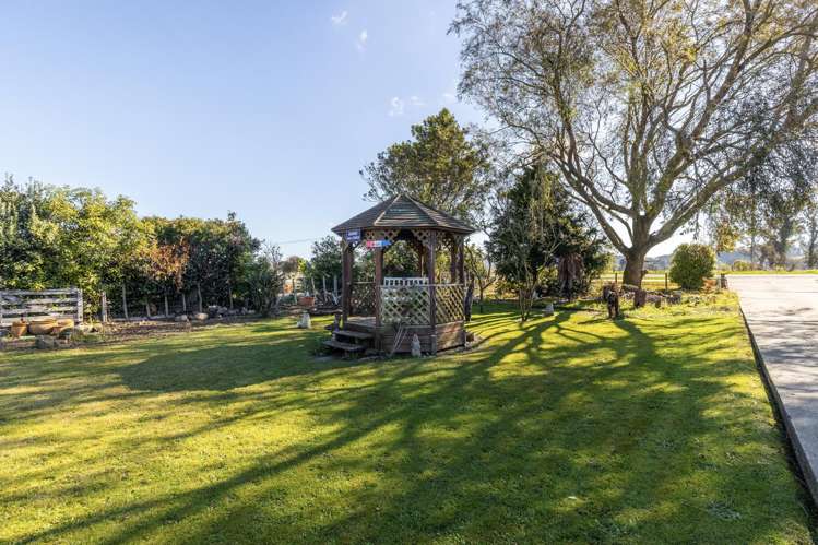 195 High Street Bulls_15