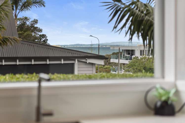 1/2a Earnoch Avenue Takapuna_11