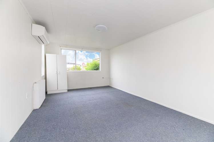 2 Rosamund Avenue New Windsor_15