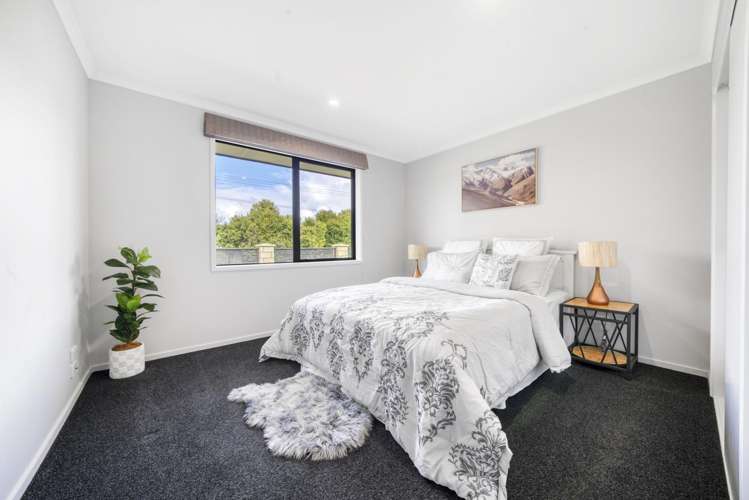 1 Captain Mitchell Drive Opaheke_11