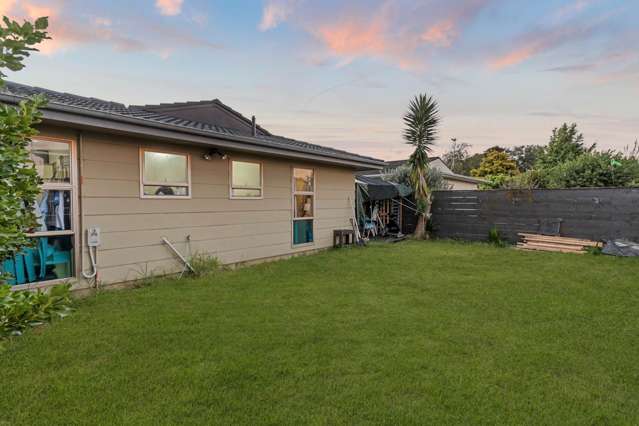 1/41 Challen Close Conifer Grove_1