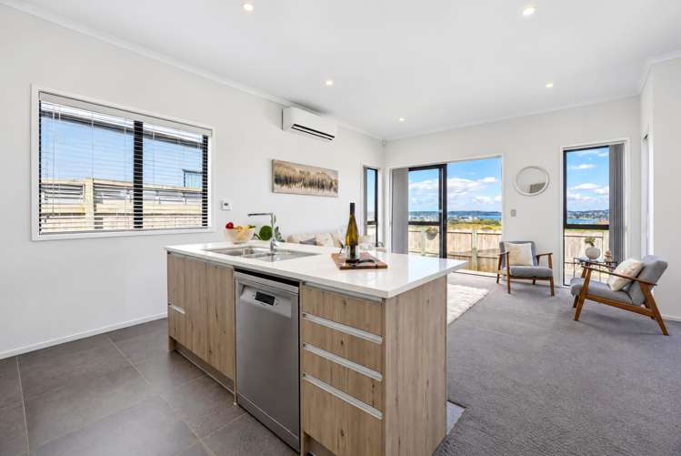 69 Barcliff Terrace Gulf Harbour_12