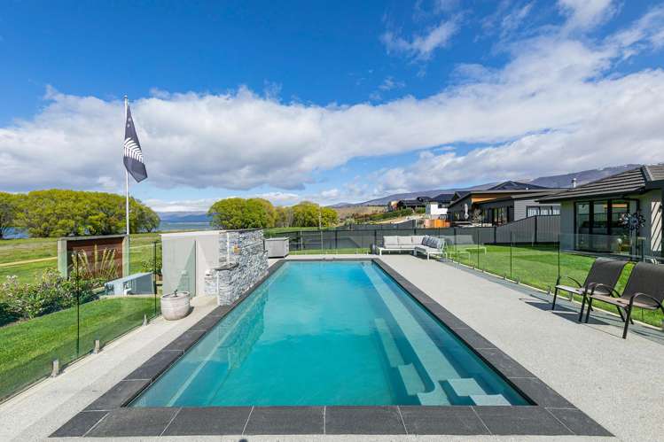 10 Arion Court, Mount Pisa_2