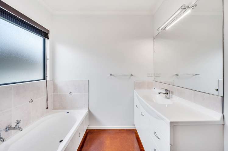 90 Russell Robertson Drive Havelock North_13