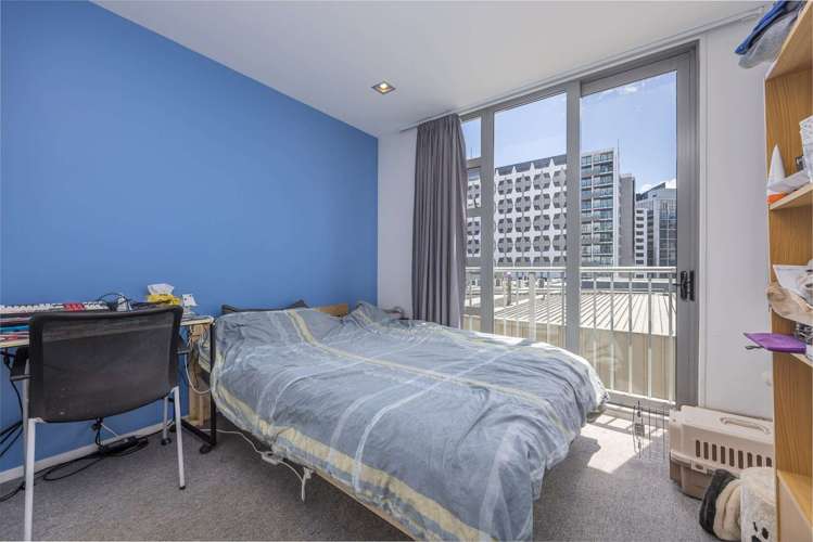 2A/50 Liverpool Street 10015_6