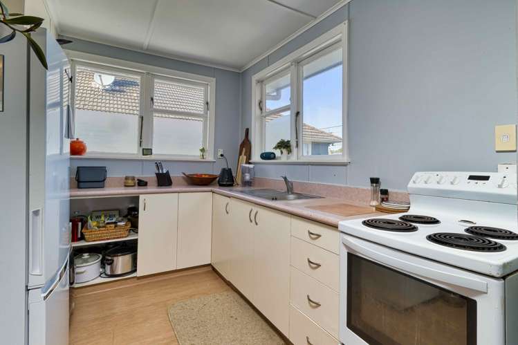 913 Bledisloe Street Raureka_9