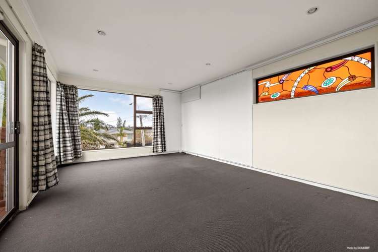 95 Sunrise Avenue Murrays Bay_15