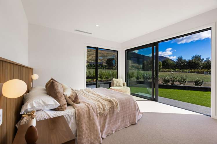 6 Stoneleigh Drive Wanaka_25