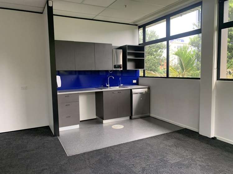 55 Constellation Drive Rosedale_12