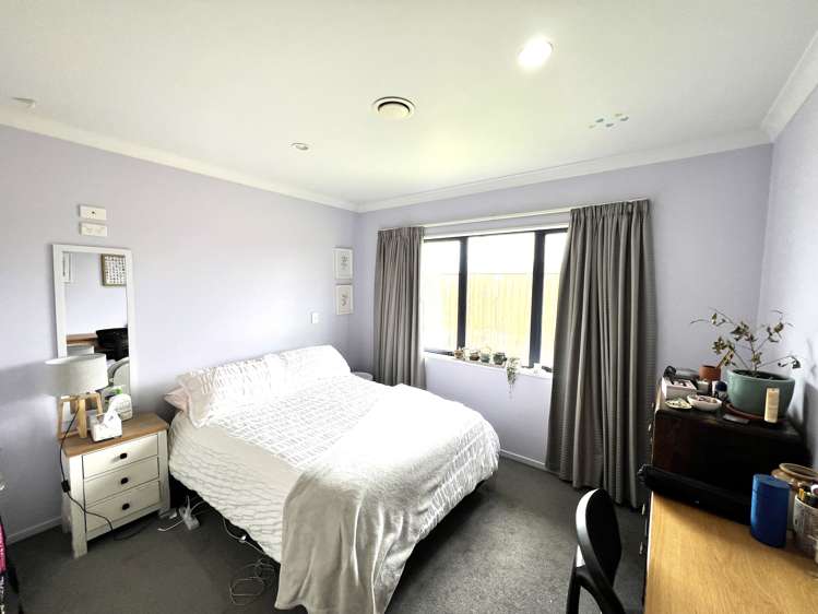 186 Pacific Drive Fitzherbert_11