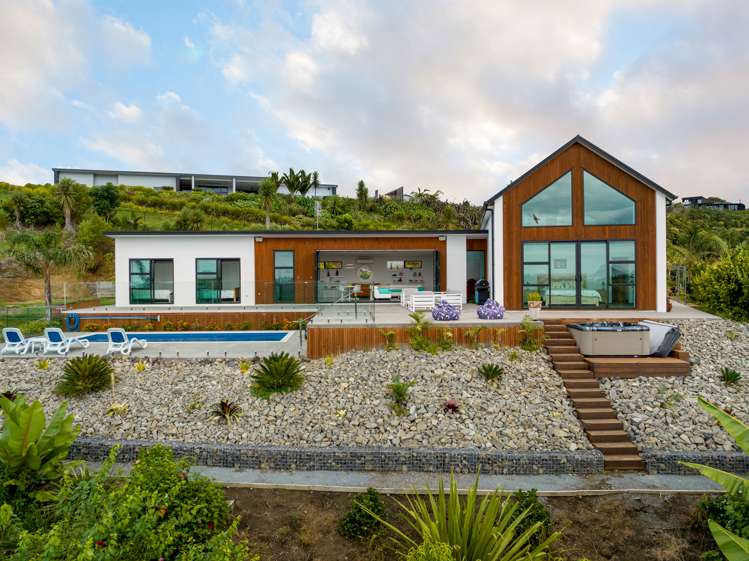 65 Oceana Drive Welcome Bay_3