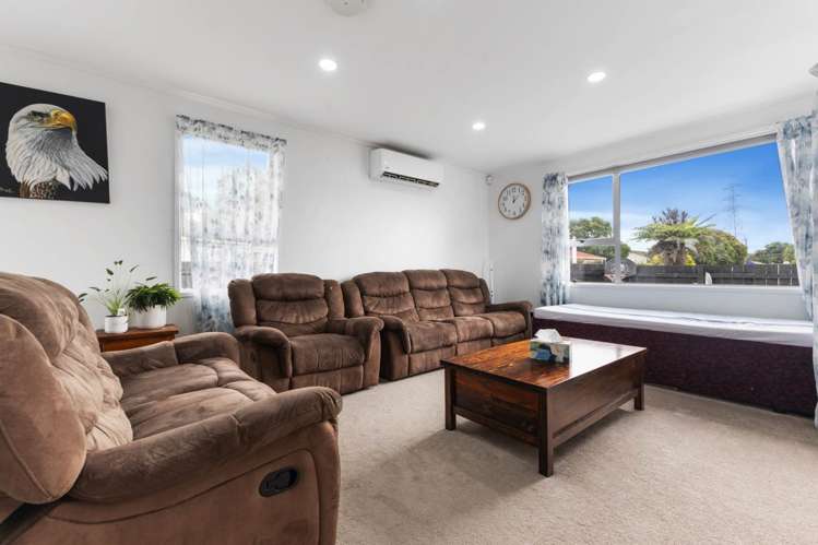 9 Cathay Lane Takanini_5