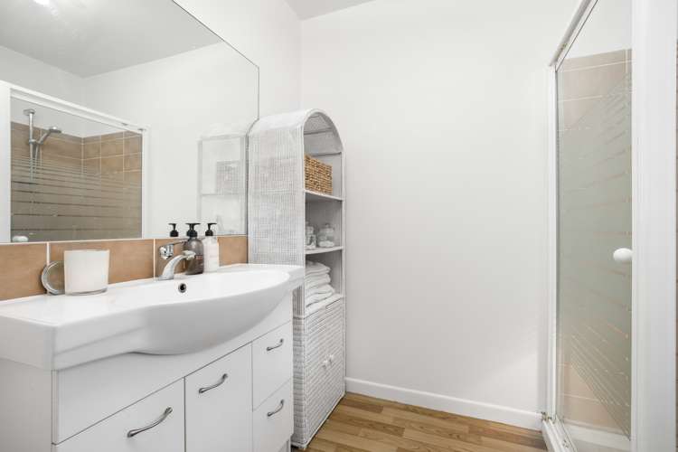 65 Hallberry Road Mangere East_8