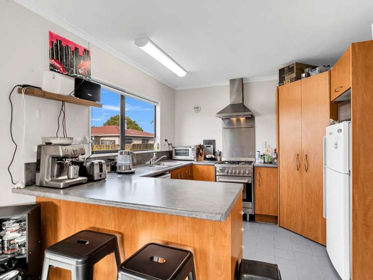 32 Dahlstrom Grove Kelvin Grove_11