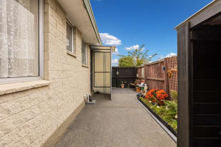 2/113A Oakhampton Street Hornby_11