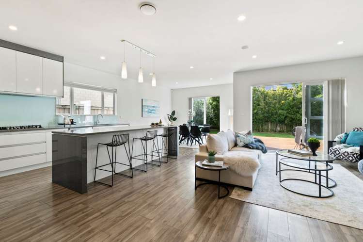 15 Ballyholey Drive Flat Bush_2