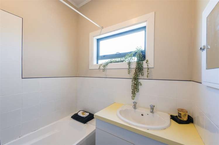 204 Saint Vincent Street Toi Toi_14