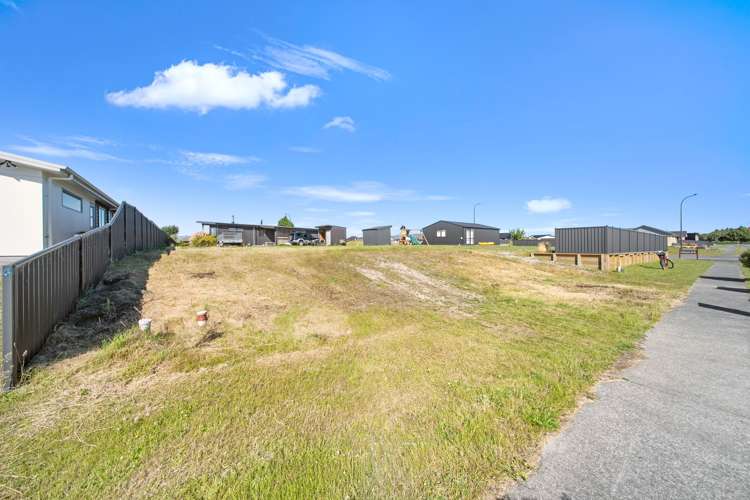 20 Hidden Lakes Avenue_4