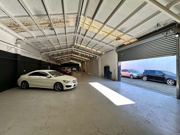 124 Captain Springs Road Onehunga_6