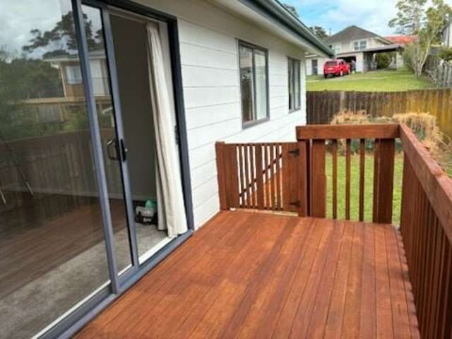 14 Dolbear Street Titirangi_2