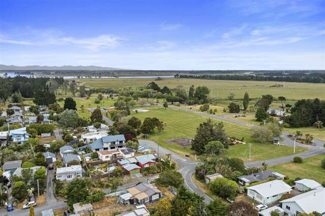 14 Rinaldi Avenue The Pines Beach_3