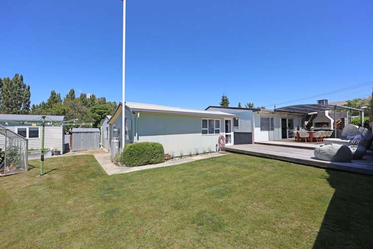 7 Waitaki Drive East Otematata_26