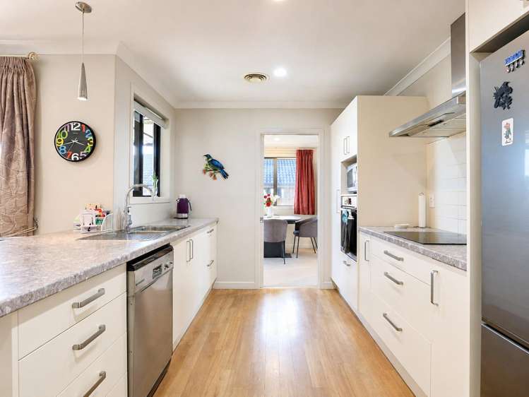 35 Thomas Road Huntington_8