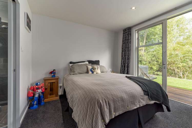 F/97 Englefield Road 2392_10