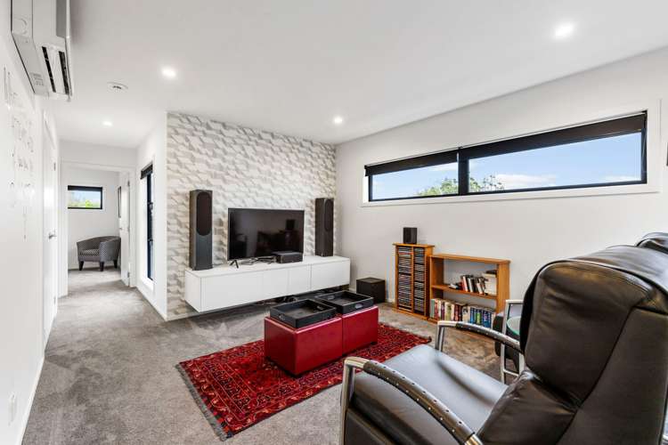 747b River Road Chartwell_15