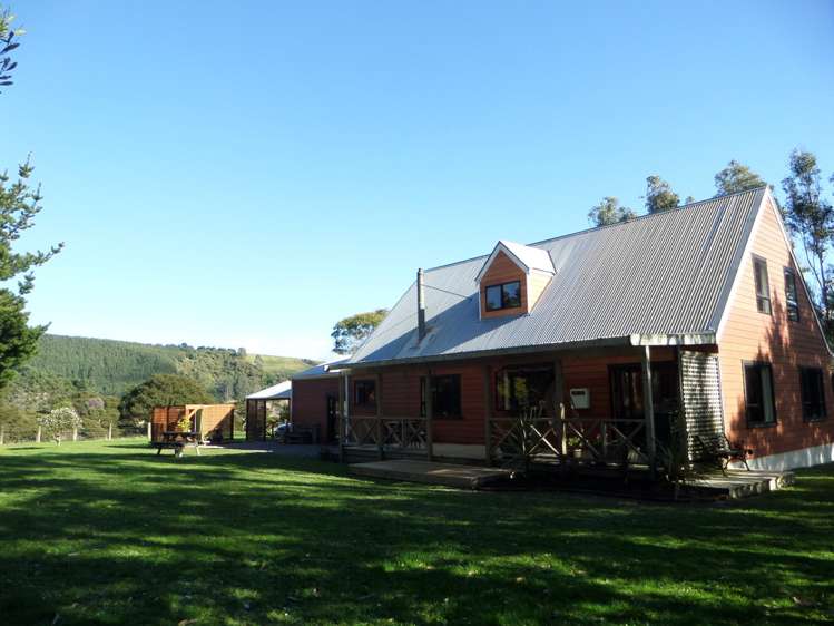 417 Whakatomotomo Road Pirinoa_18