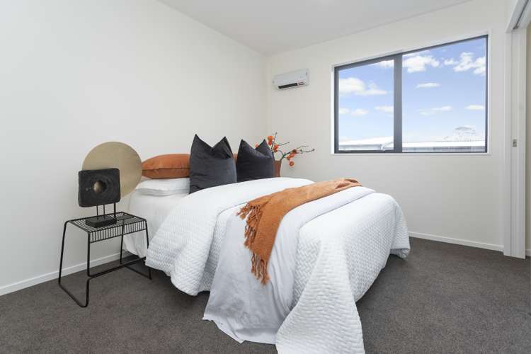 38 Selo Street Glen Eden_10