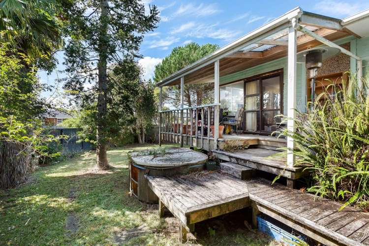 65 Hatherlow Street Glenfield_9