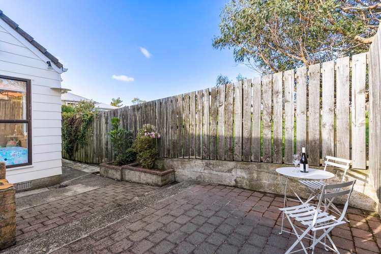 107 Beazley Avenue Paparangi_11