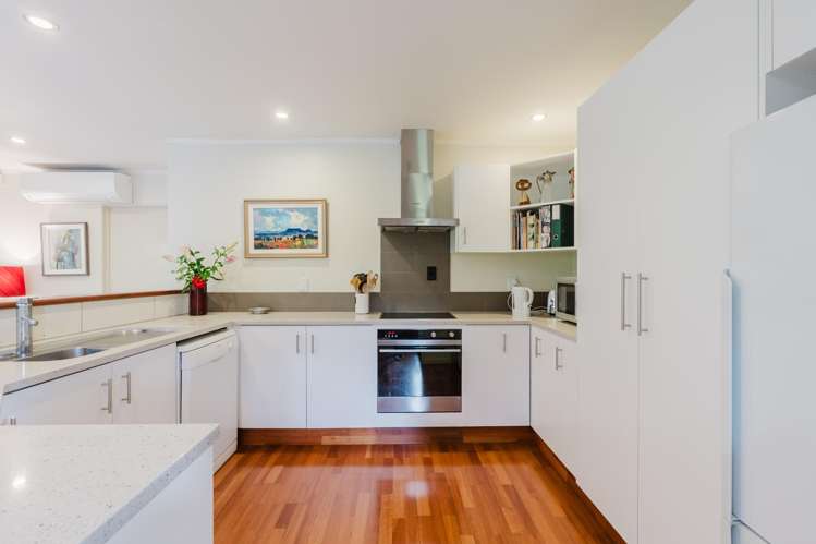 135A Lake Crescent Hamilton Lake_2