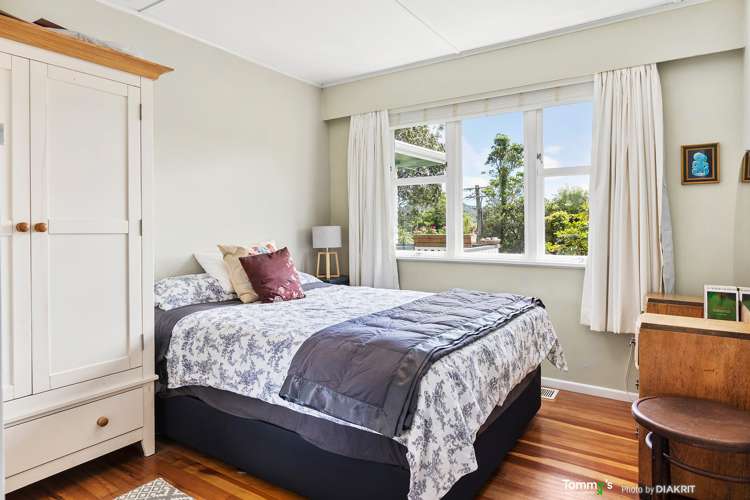 11 Wrights Hill Road Karori_11