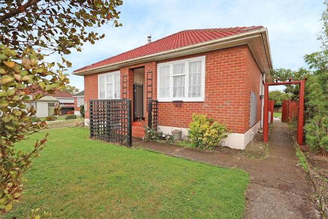 Two bedroom charmer!
