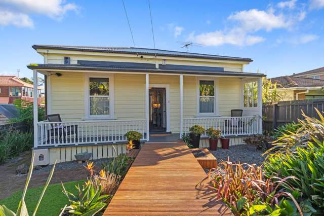 Quirky perfectly looked after home in the heard of Onehunga! 